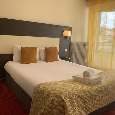 סנטה Brit Hotel Bleu Nuit מראה חיצוני תמונה