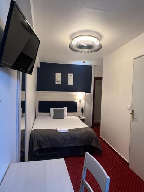 סנטה Brit Hotel Bleu Nuit מראה חיצוני תמונה