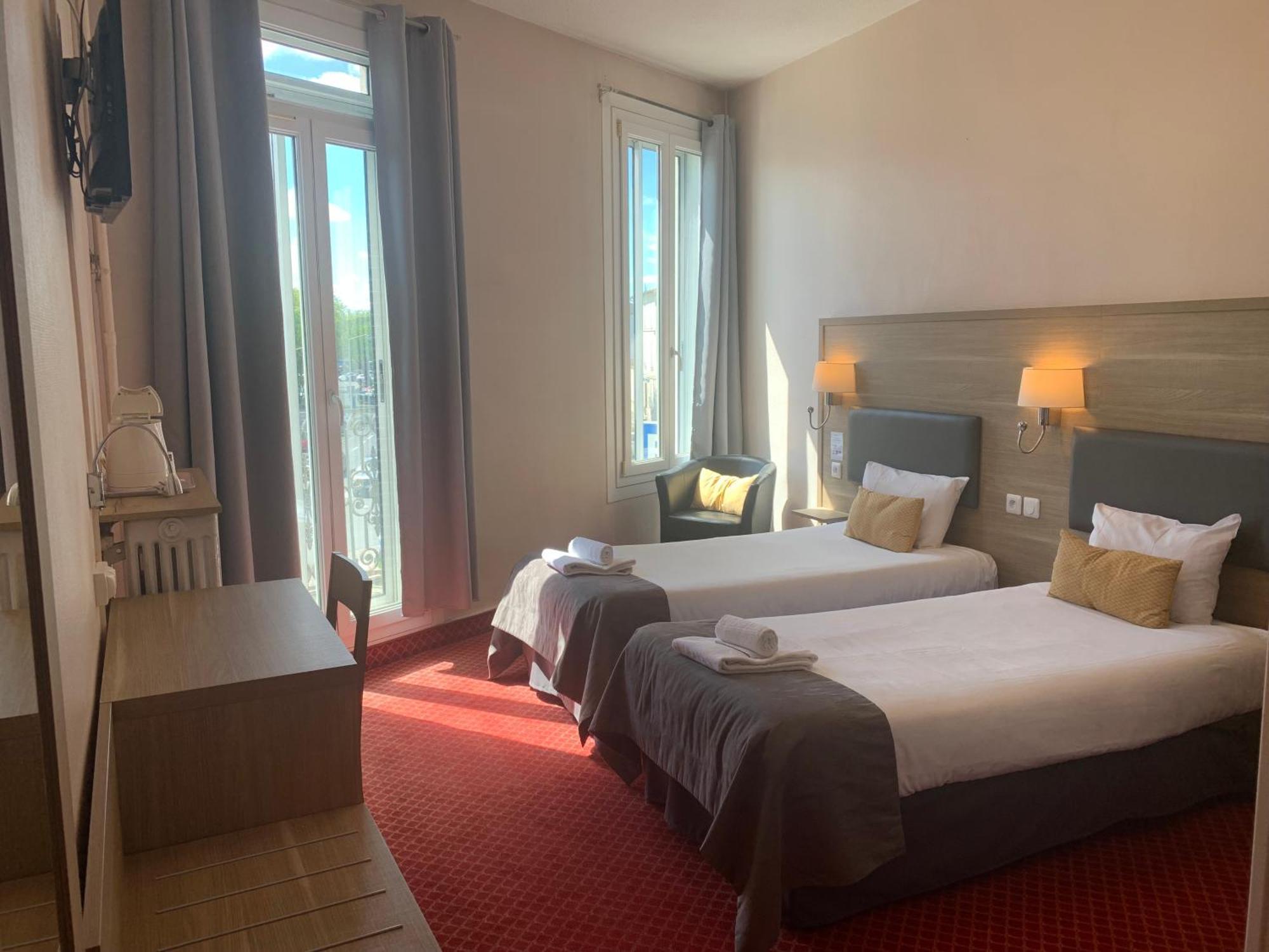 סנטה Brit Hotel Bleu Nuit מראה חיצוני תמונה