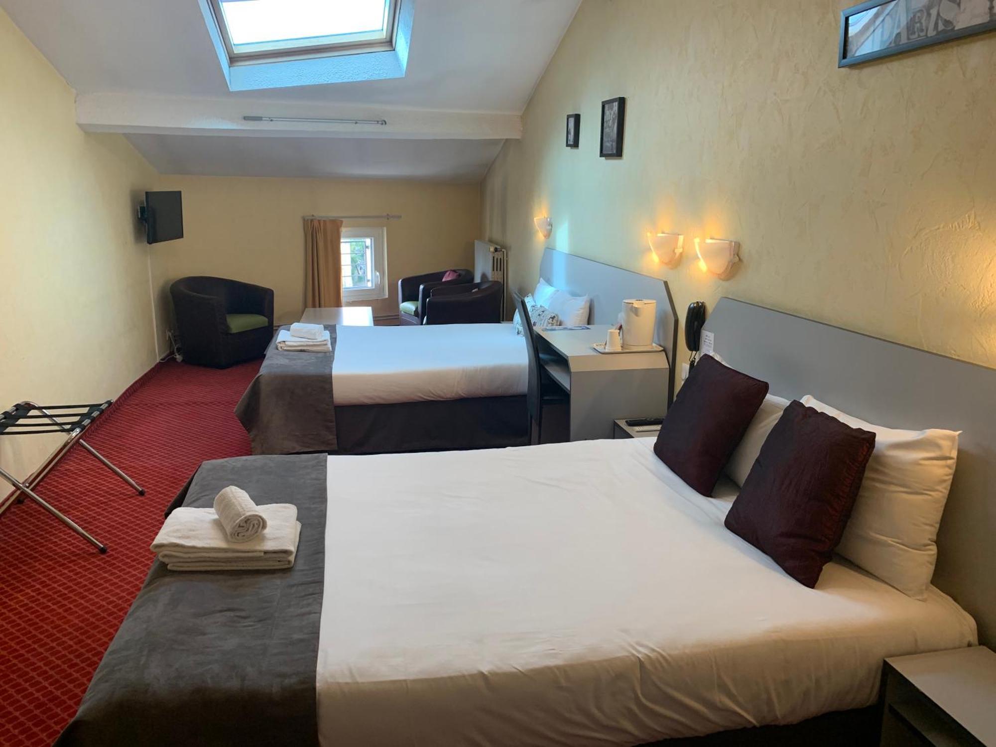 סנטה Brit Hotel Bleu Nuit מראה חיצוני תמונה