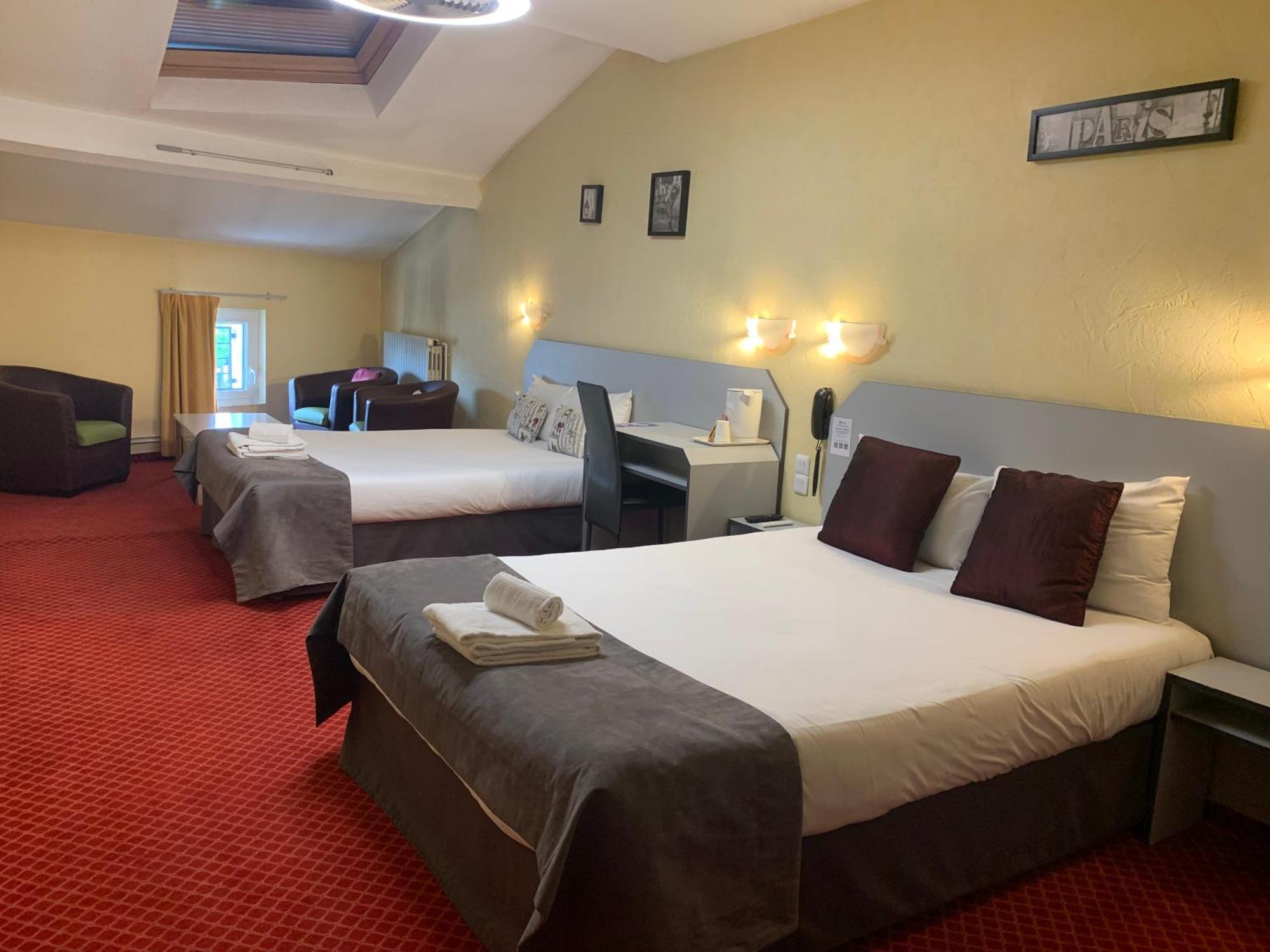 סנטה Brit Hotel Bleu Nuit מראה חיצוני תמונה